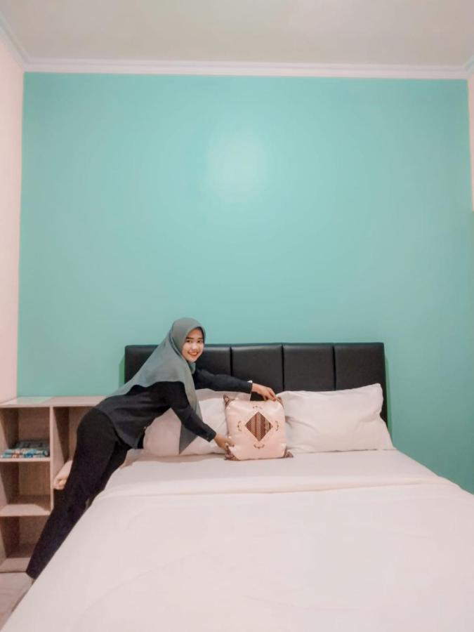 Khalifah Guest House Sumbawa Extérieur photo