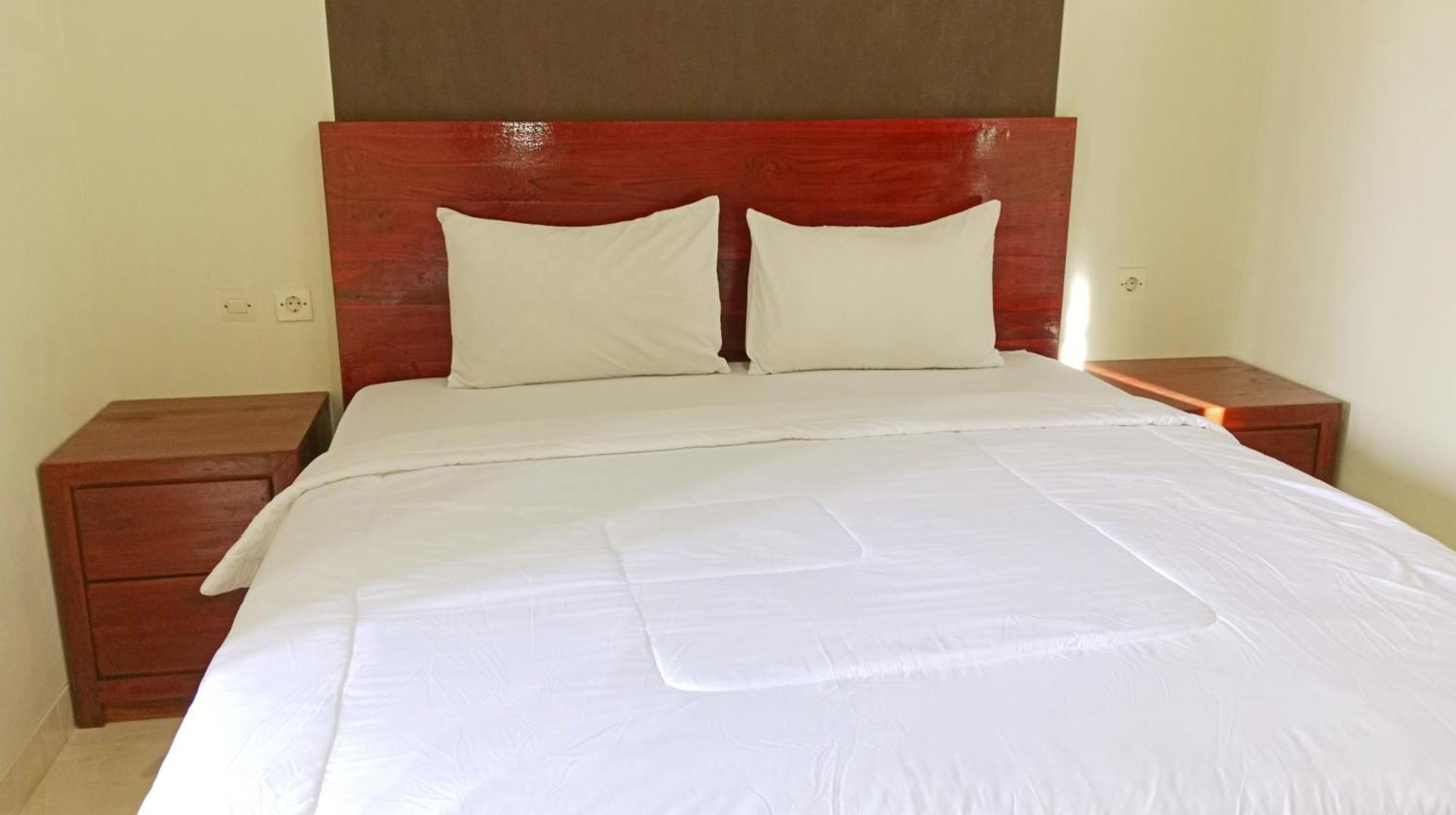 Khalifah Guest House Sumbawa Extérieur photo